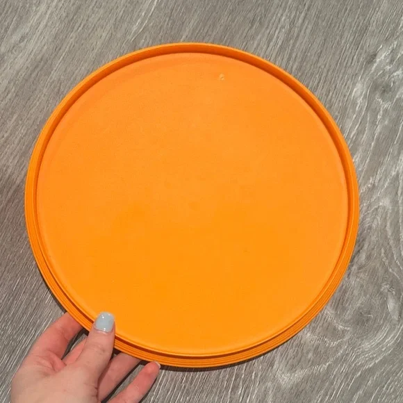 Tupperware Orange Bowl with Lid - Picture 5 of 7